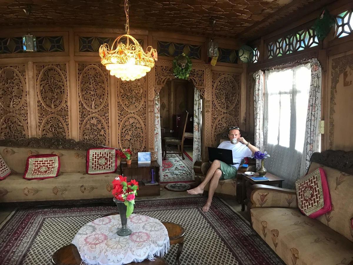 House Boat New Manora Bed and Breakfast Srīnagar Exterior foto